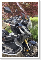 Schon besser. Die Puig Tourenscheibe in der mittleren Position.